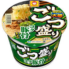 ごつ盛りコク豚骨ラーメン